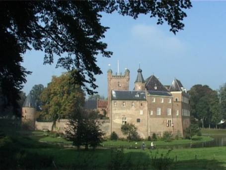 's-Heerenberg : Schloss Huis Bergh, Gesamtansicht